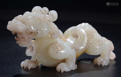 ANTIQUE JADE BEAST PENDANT