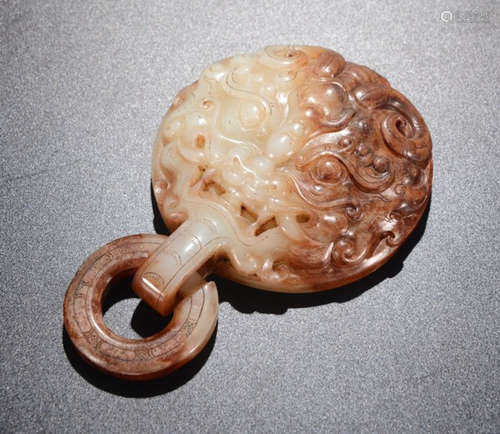 ANTIQUE JADE PENDANT CARVED WITH BEAST PATTERN