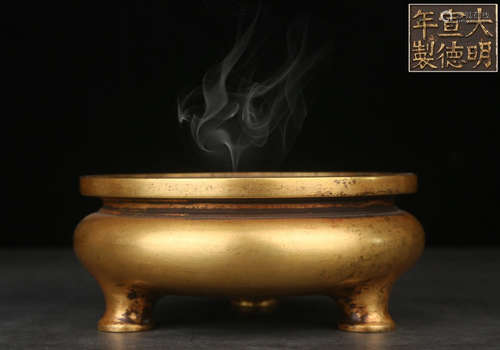 DAMINGXUANDENIANZHI MARK GILT BRONZE CENSER