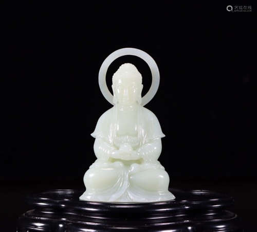 A HETIAN JADE GUANYIN BUDDHA STATUE