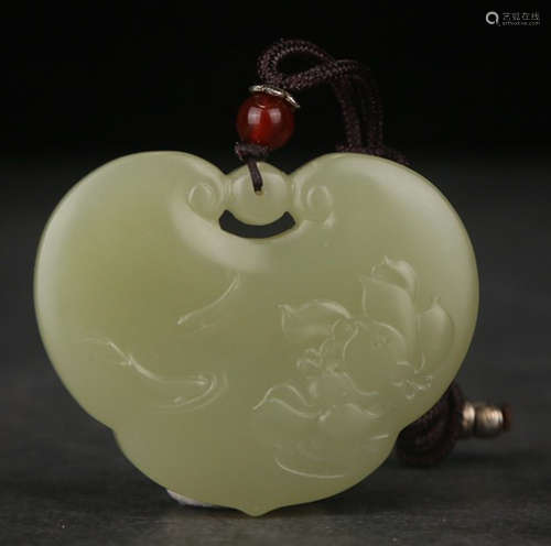 HETIAN YELLOW JADE PENDANT CARVED WITH LOTUS