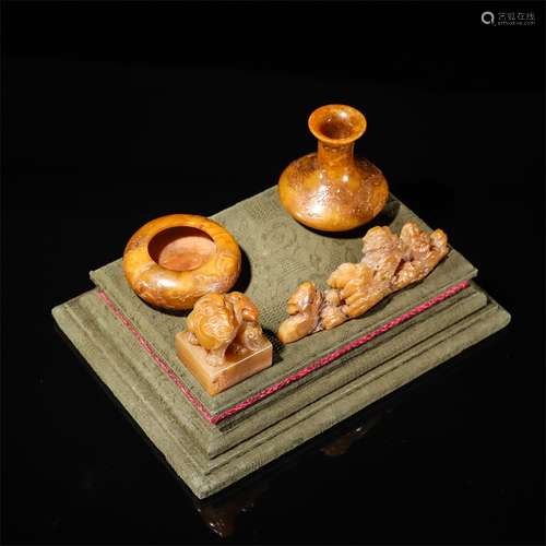 Set Of Tianhuang Stone Landscape Ornaments