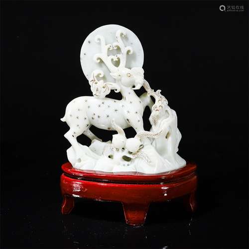 Hetian Jade Deer Shaped Ornament