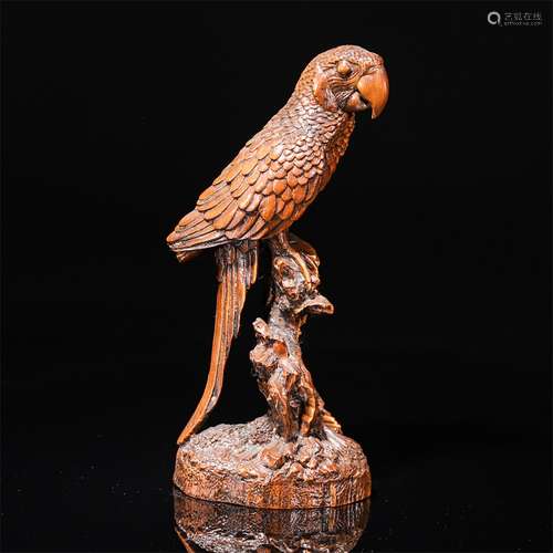 Boxwood Bird Ornament