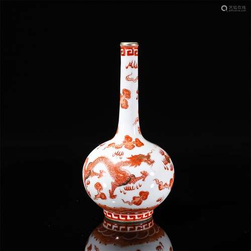 Alum Red Gilt Dragon Pattern Flask