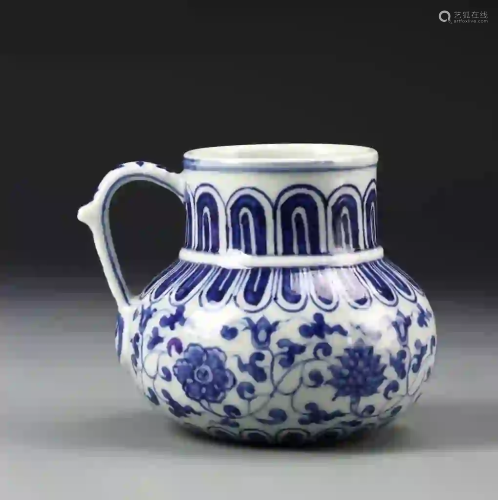 Chinese Blue and White Ewer