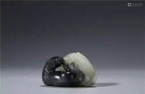 CHINESE. A BLACK AND WHITE JADE HORSE
