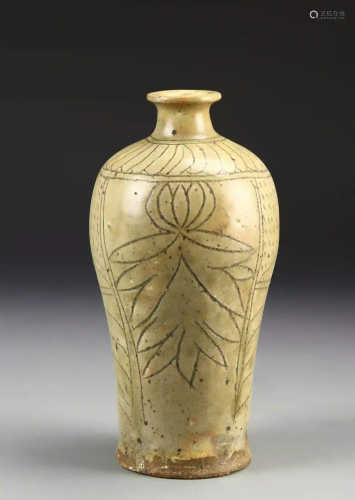 Chinese Celadon Meiping Vase