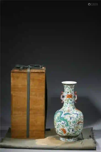 CHINESE. A DOUCAI VASE WITH MARK