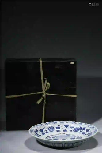 CHINESE.A BLUE AND WHITE DISH