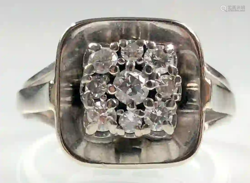 Ring white gold 585. Nine brilliant-cut diamonds - full