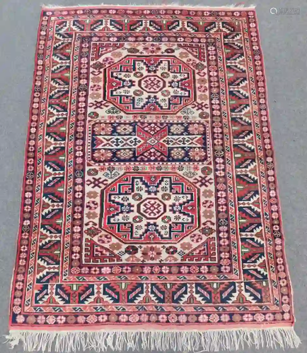 Kozak carpet. Western Anatolia. Turkey. Around 60 - 90