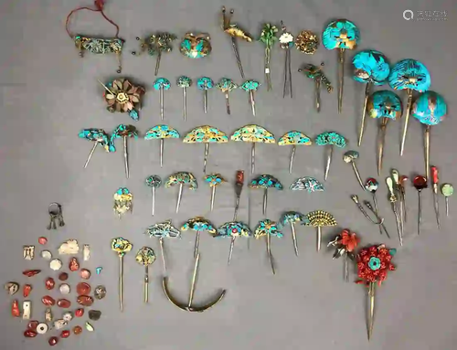 Collection of jewelry, needles, clasps. China proably