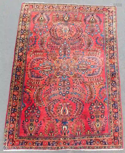 Saruk Persian rug. Iran. Around 90 - 120 years old.