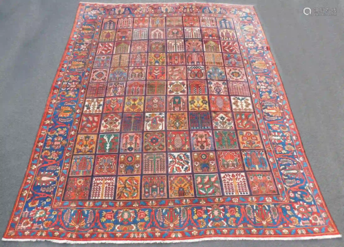 Bakhtiar Persian carpet. Field pattern. Iran. Around 80