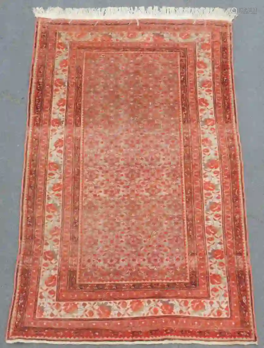 Malayer Persian carpet. Iran. Antique, around 100 - 150