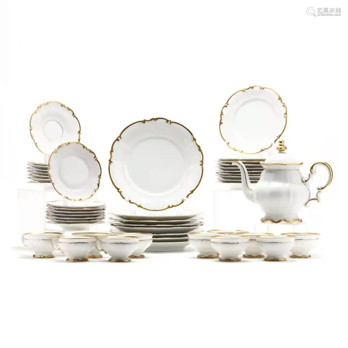 Hutschenreuther Brighton China Part Dinner Service