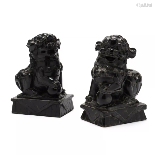 A Pair of Black Marble Asian Foo Lions