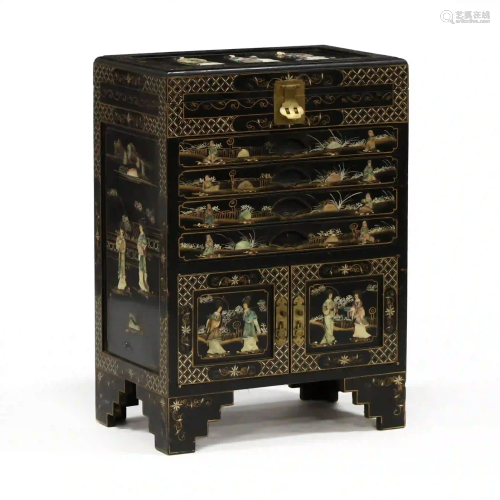 Chinoiserie Decorated Silver Chest