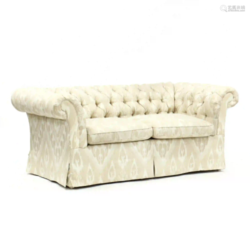 Contemporary Upholstered Chesterfield Sofa