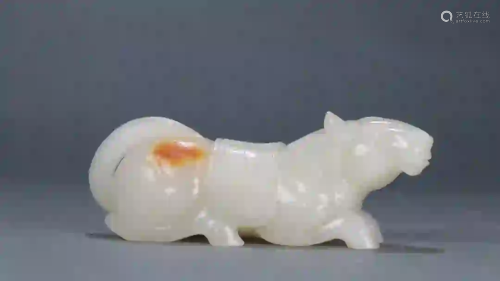 A JADE CARVING OF HORSE ORNAMENT