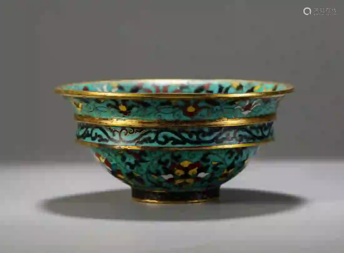 A CLOISONNE BRONZE BOWL WITH GILT RINGS