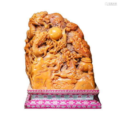A Dragon Pattern Carved Tianhuang Stone Seal with the Original Wood Box