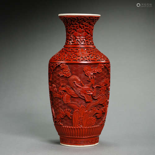 RED LACQUER BOTTLE WITH RAFFITO DESIGN, QING DYNASTY, CHINA