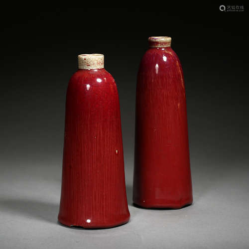 A PAIR OF RED-GLAZED SMALL BOTTLES, QING DYNASTY, CHINA