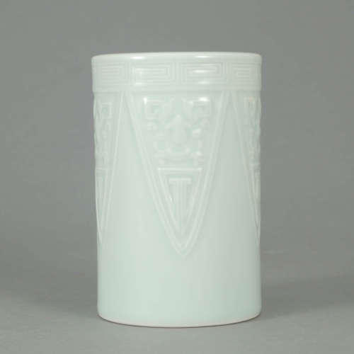 A White Glazed Porcelain Brush Pot