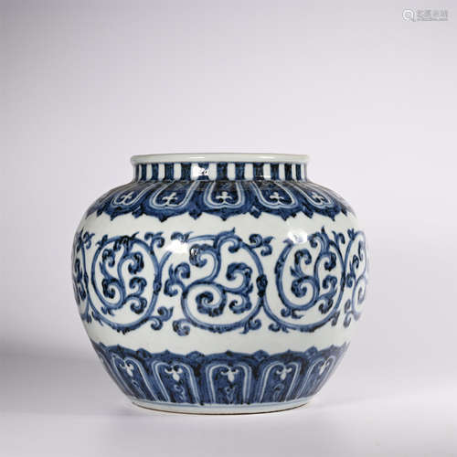 Ming Dynasty Small Blue and White Jar with Floral Pattern