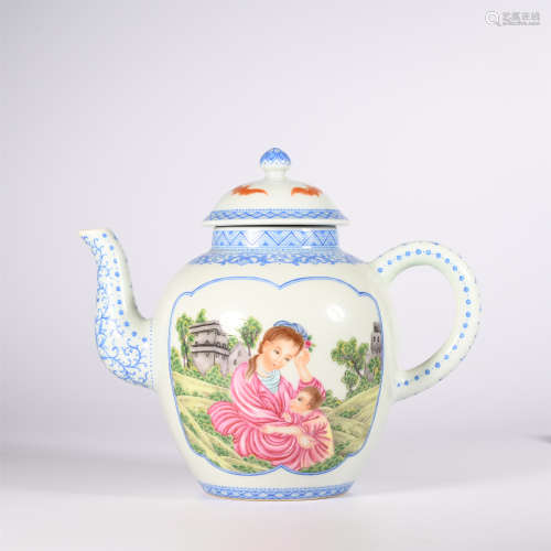 Qianlong famille rose teapot