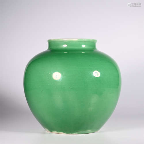 Ming Jiajing Monochrome Glazed Small Jar