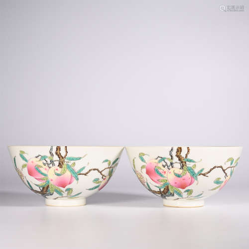 Qing Yongzheng famille rose peach bowl