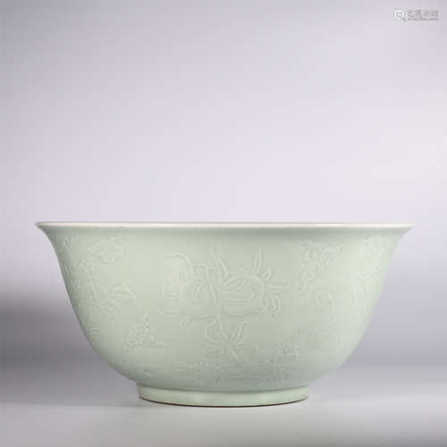 A Monochrome Glazed Bowl in Yongzheng Period, Qing Dynasty