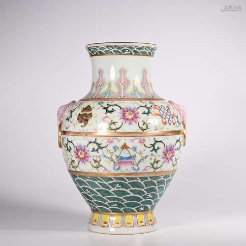 Qianlong famille rose flower vase