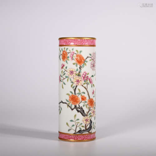 Qing Dynasty Qianlong famille rose flower pattern hat barrel