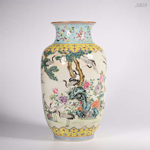 Qing Dynasty Qianlong famille rose vase