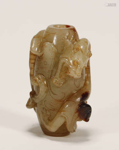 Han Dynasty - Dragon Pattern Jade Lezi