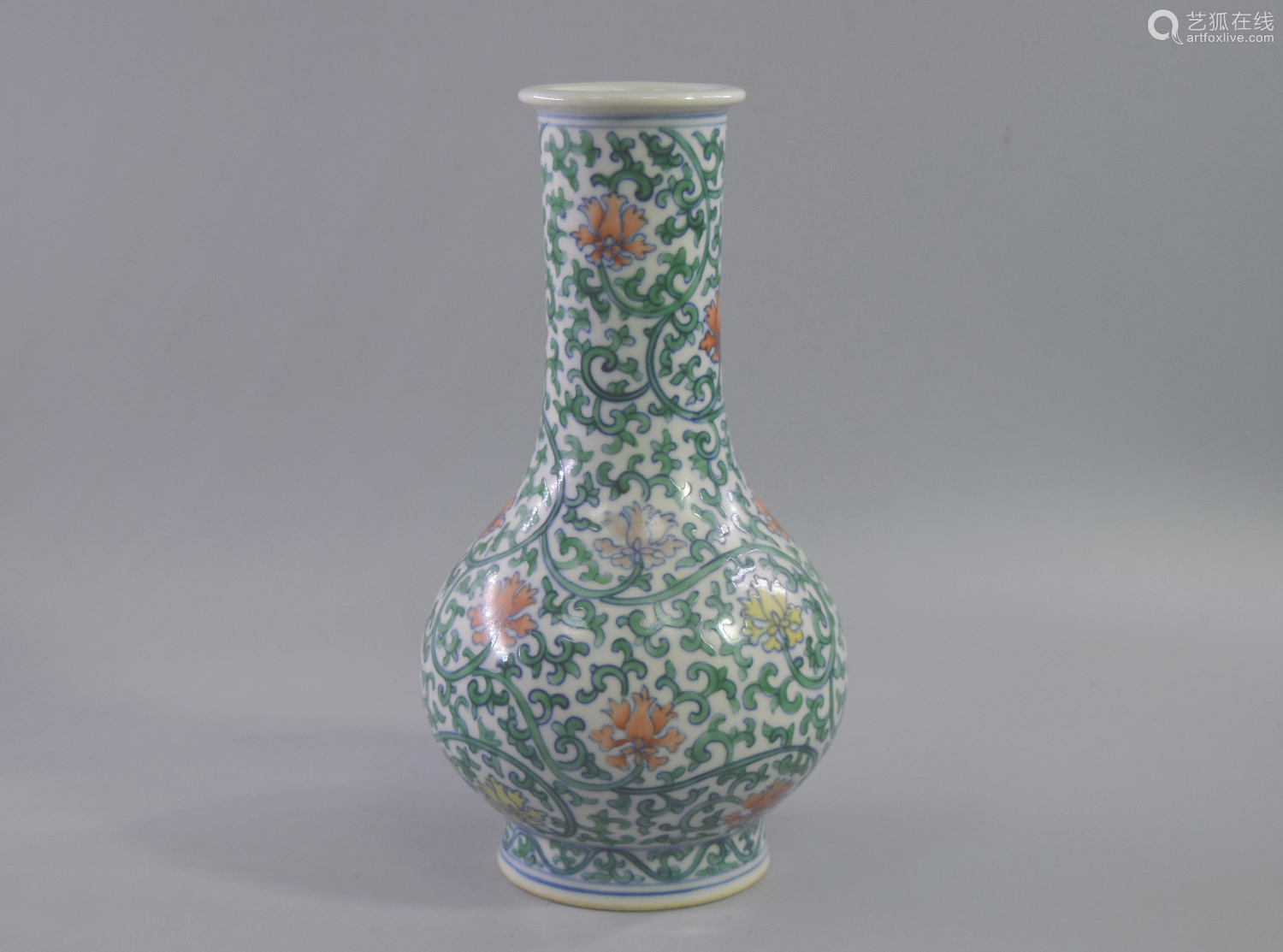 清代斗彩花瓶,大清乾隆年制-【Deal Price Picture】 清代斗彩花瓶,大清乾隆年制-【Deal Price Picture】