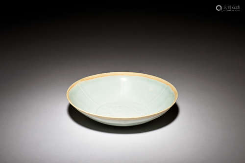 CELADON GLAZED 'FISH' BOWL