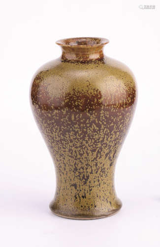 仿古铜油滴釉梅瓶