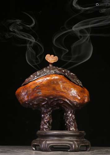 NATURAL WOOD STUMP CARVED 'LINGZHI' CENSER WITH LID