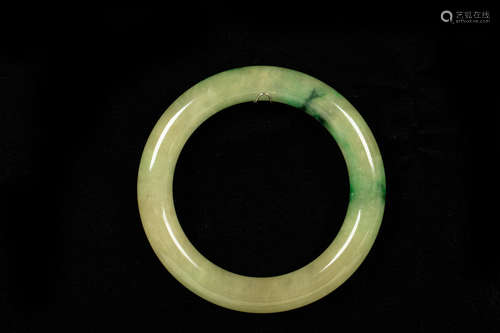 MYANMAR OLD MINE JADEITE BANGLE