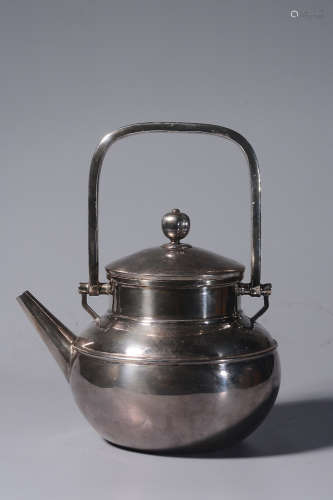 JAPANESE SHOWA PERIOD SILVER TEAPOT WITH LIFTING HANDLE