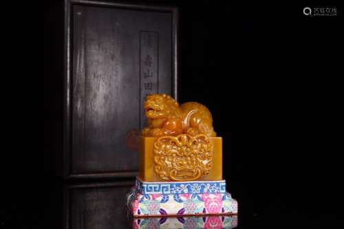 A Tianhuang Stone Beast Carved Seal With Qianlong Mark