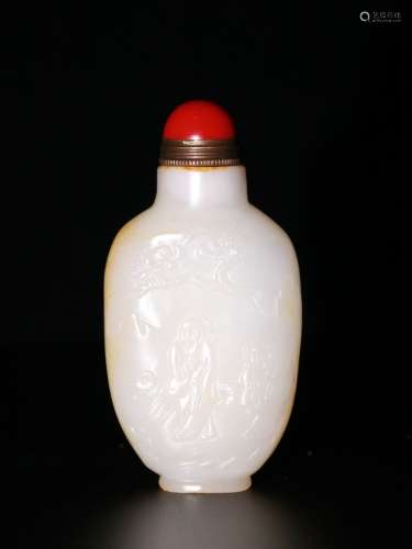 A Hetian Jade Story Carved Snoof Bottle