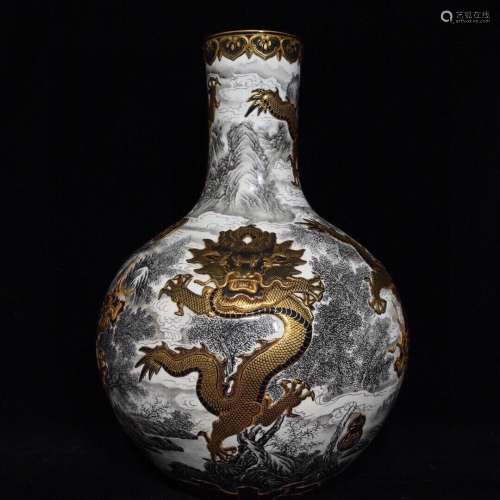 A Porcelain Mocai Gilt Dragon Carved Flask