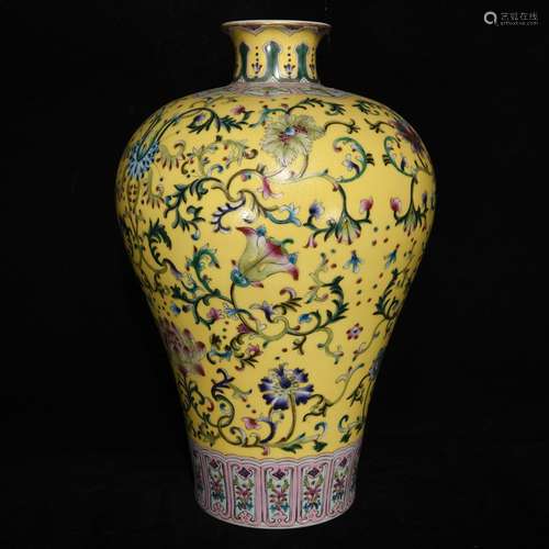 A Porcelain Enameled Floral Pattern Plum Bottle