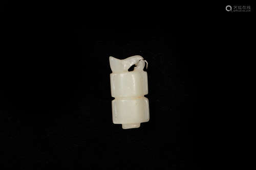 HETIAN WHITE JADE CARVED PENDANT, SIPEI